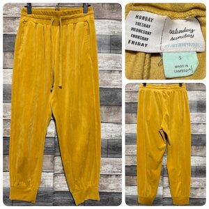 Anthropologie Saturday Sunday Merida Velvet Joggers Women’s S Mustard Inseam 26